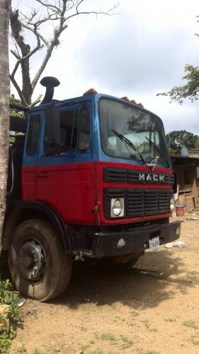 Vendo Camion MACK Recien Traido GANGA s - Imagen 1